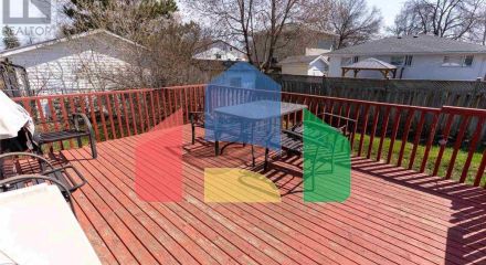 Residential - Single Family Home - Thunder Bay, Canada - Canada