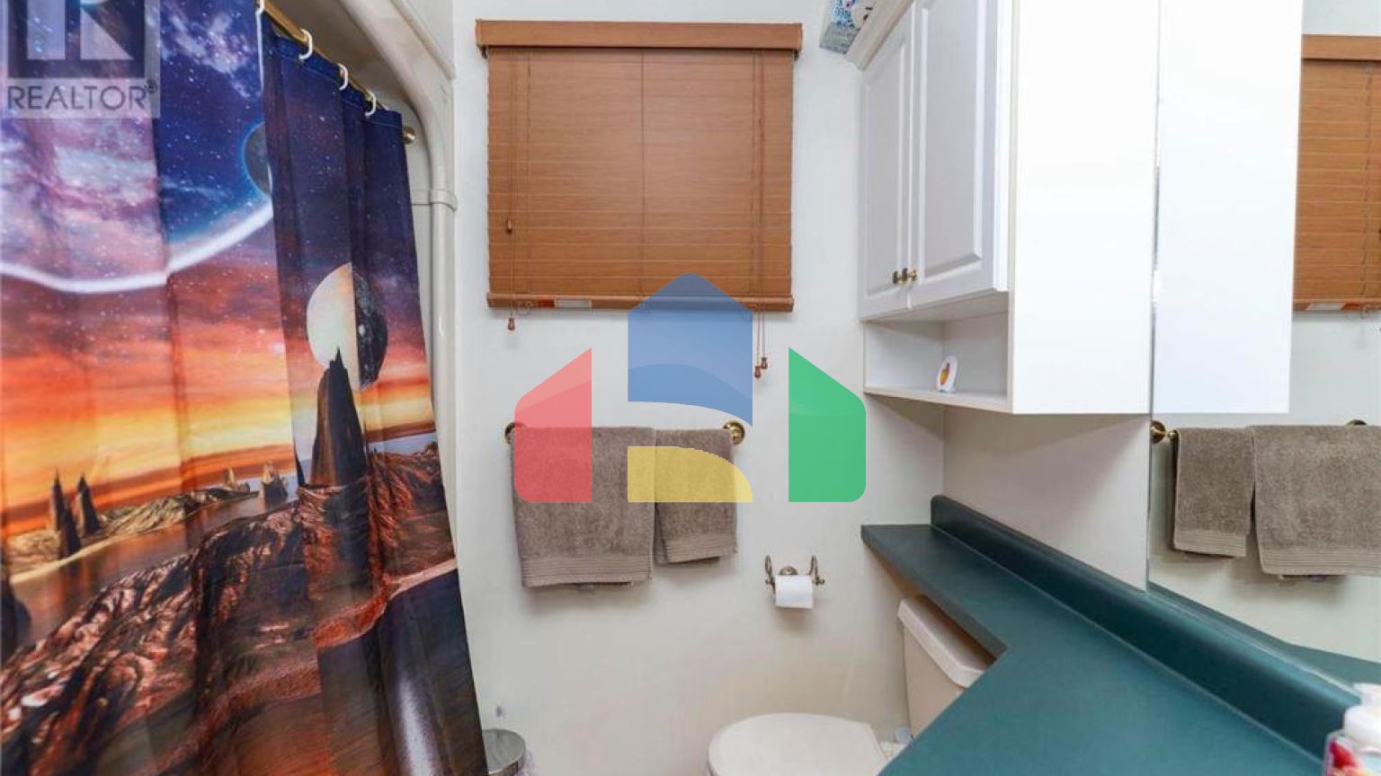 Residential - Single Family Home - Thunder Bay, Canada - Canada