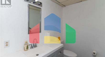 Residential - Single Family Home - Thunder Bay, Canada - Canada