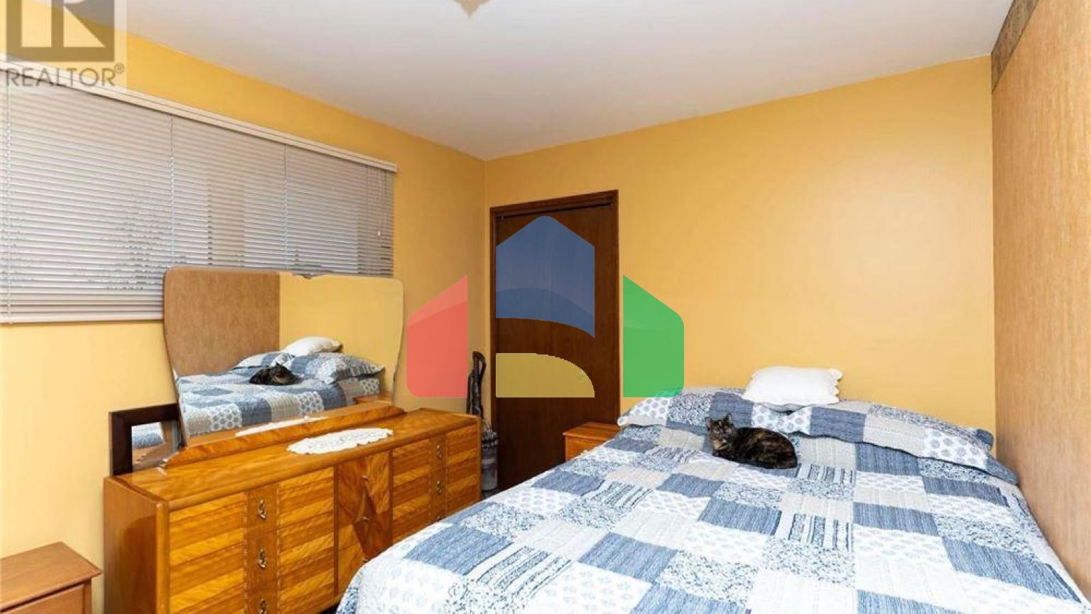 Residential - Single Family Home - Thunder Bay, Canada - Canada