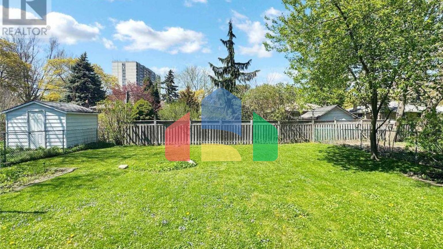 Residential - Single Family Home - Toronto, Canada - Canada