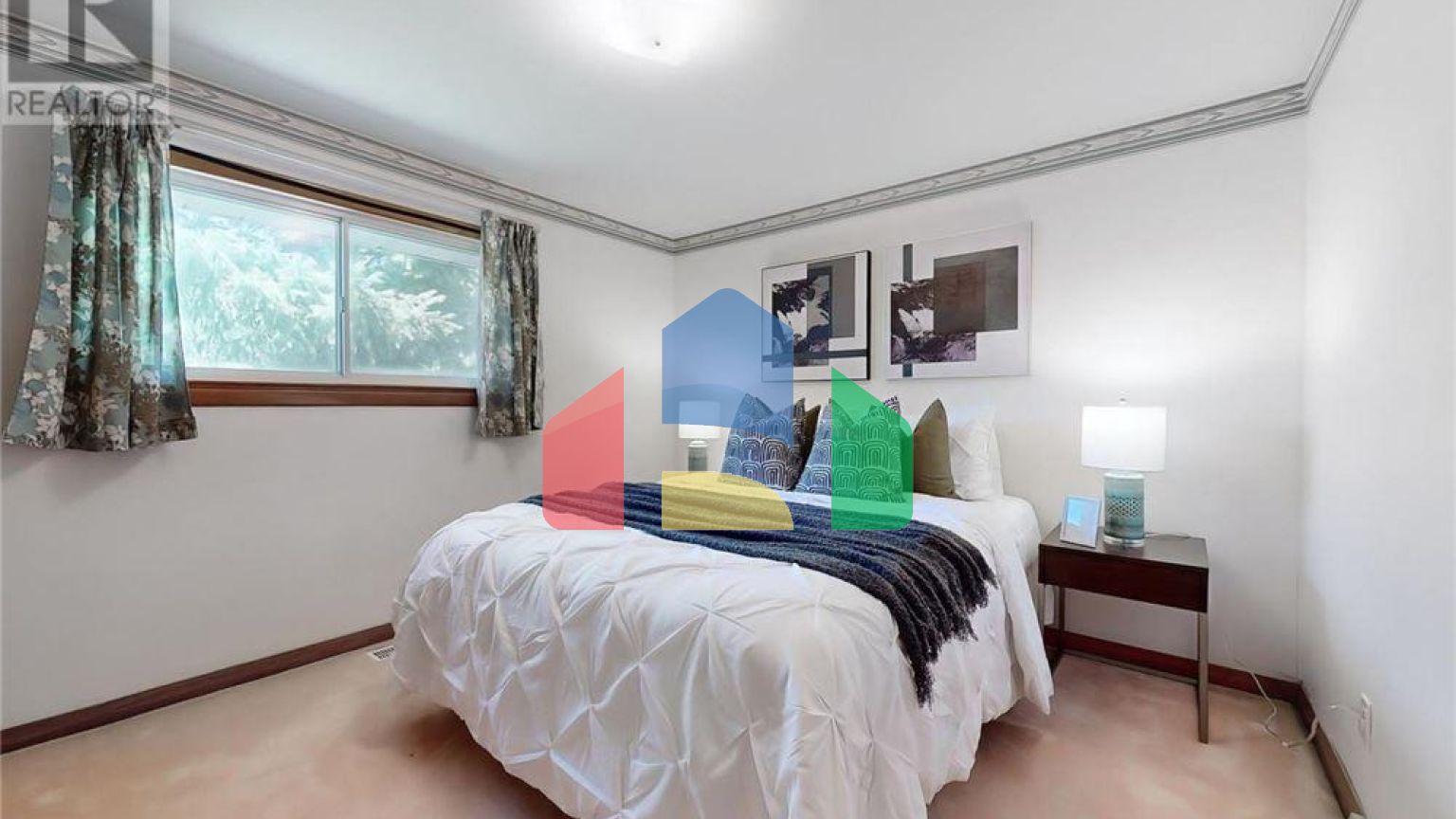 Residential - Single Family Home - Toronto, Canada - Canada