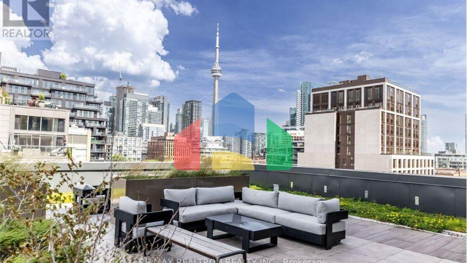 Residential - Condo/Apartment - Toronto, Canada - Canada