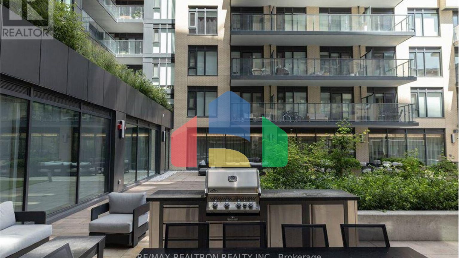 Residential - Condo/Apartment - Toronto, Canada - Canada