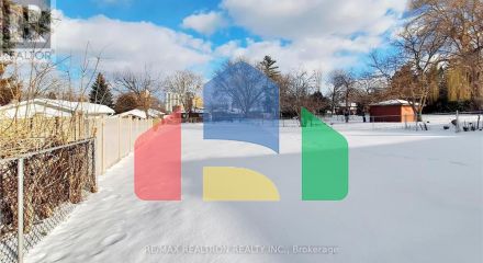 Residential - Single Family Home - Toronto, Canada - Canada