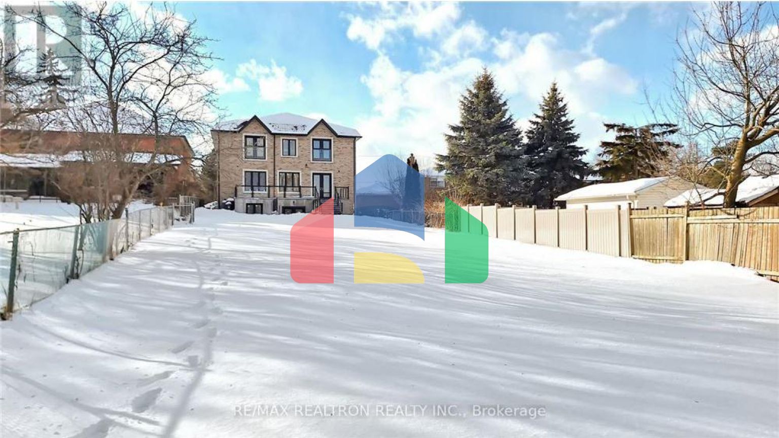 Residential - Single Family Home - Toronto, Canada - Canada