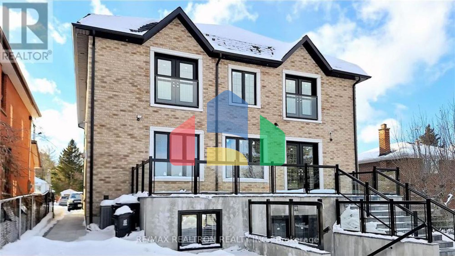 Residential - Single Family Home - Toronto, Canada - Canada