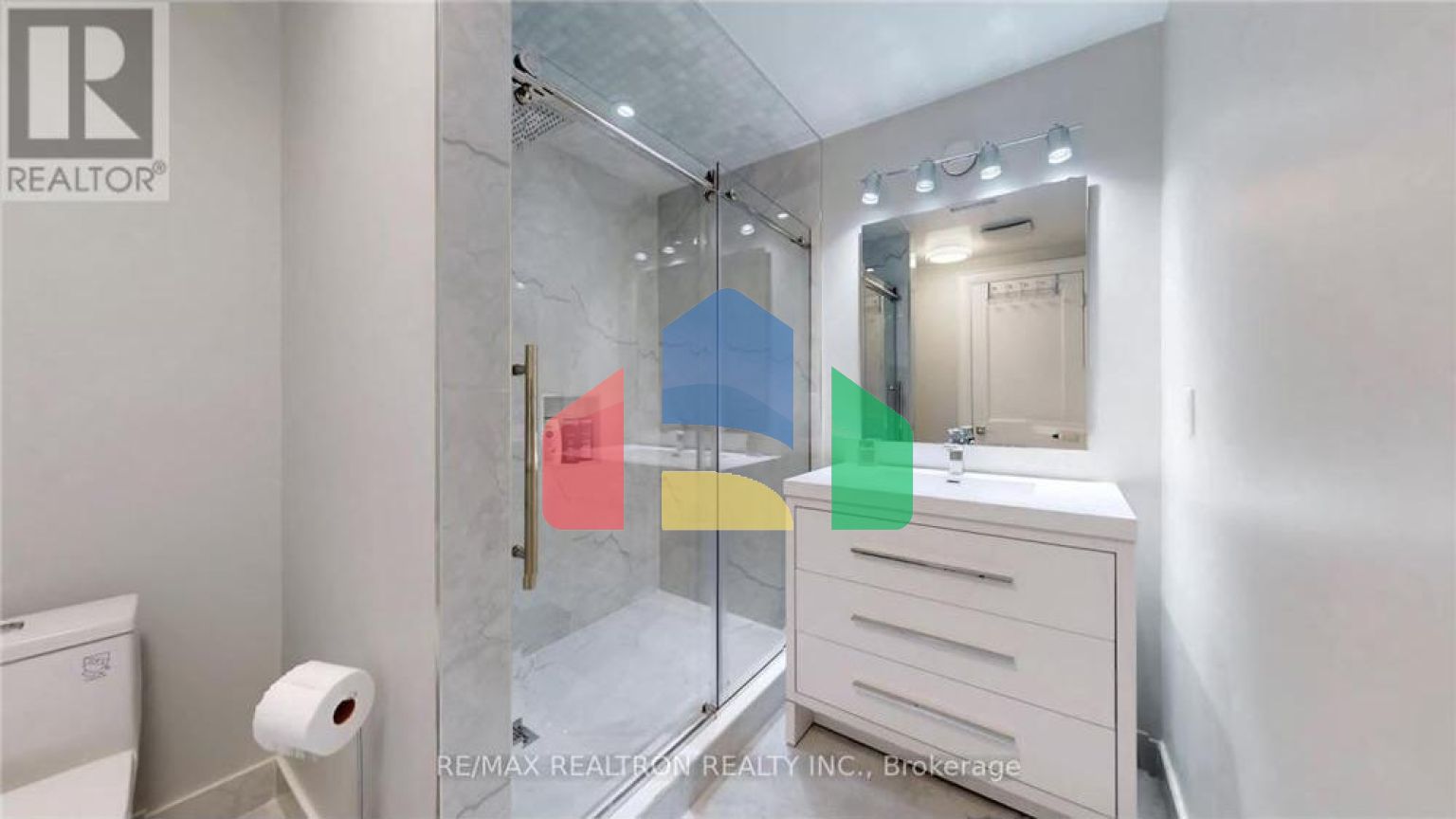 Residential - Single Family Home - Toronto, Canada - Canada