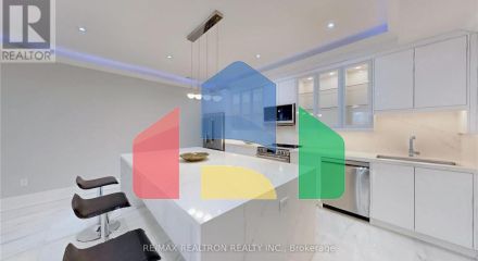 Residential - Single Family Home - Toronto, Canada - Canada