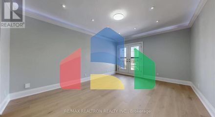 Residential - Single Family Home - Toronto, Canada - Canada