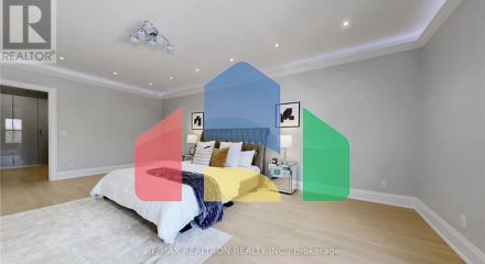 Residential - Single Family Home - Toronto, Canada - Canada