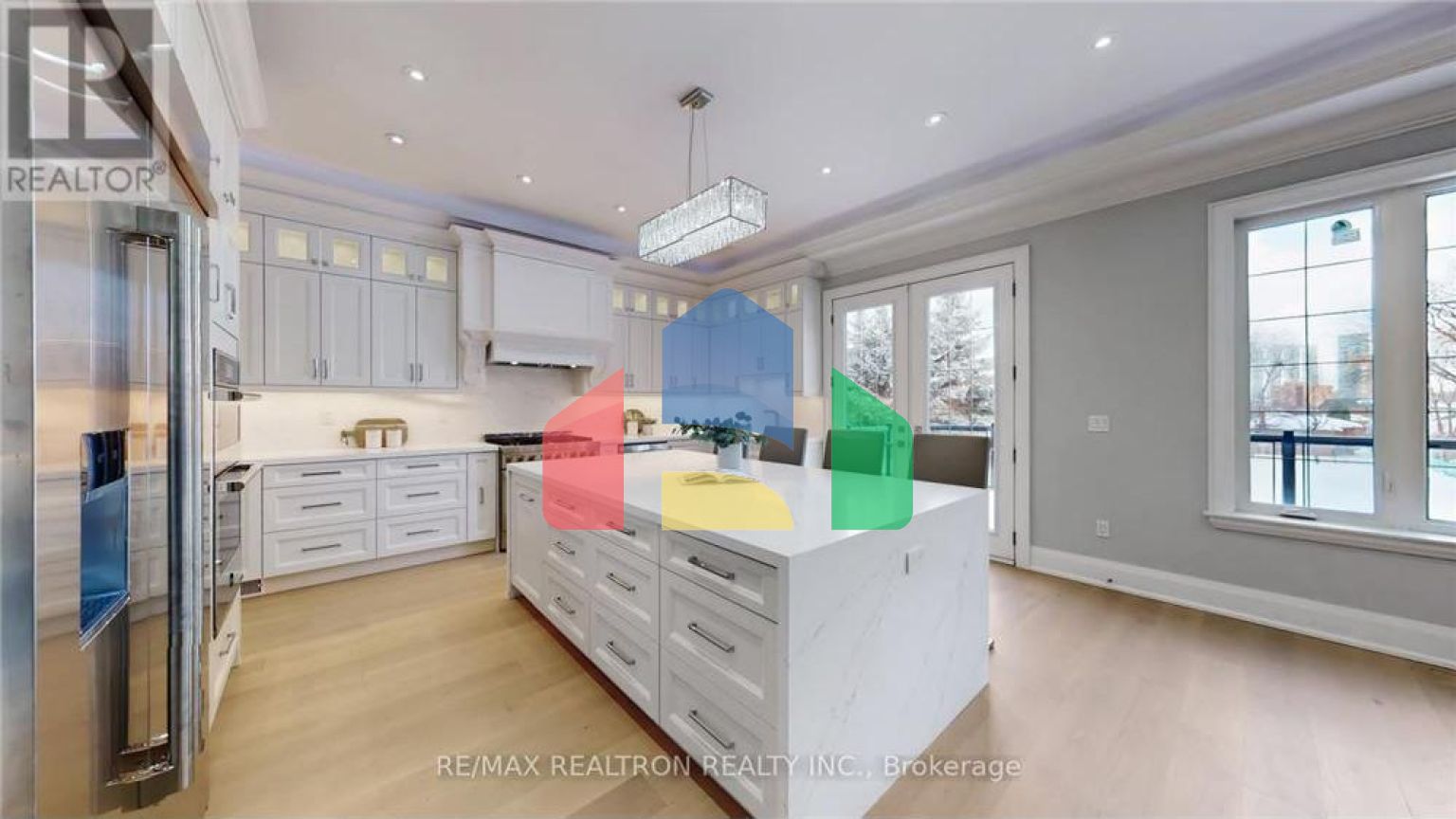 Residential - Single Family Home - Toronto, Canada - Canada