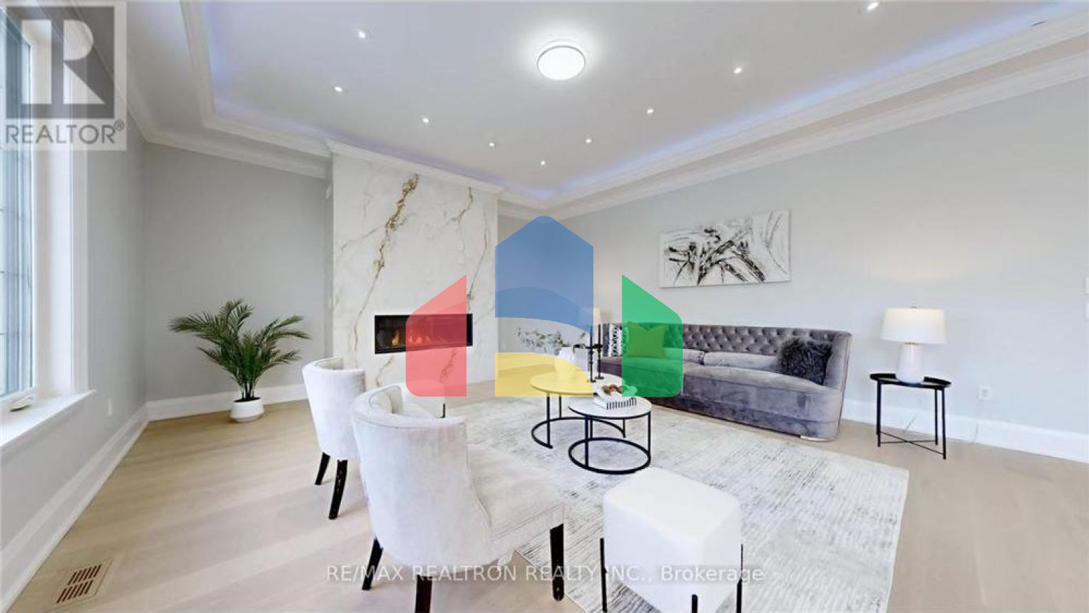 Residential - Single Family Home - Toronto, Canada - Canada