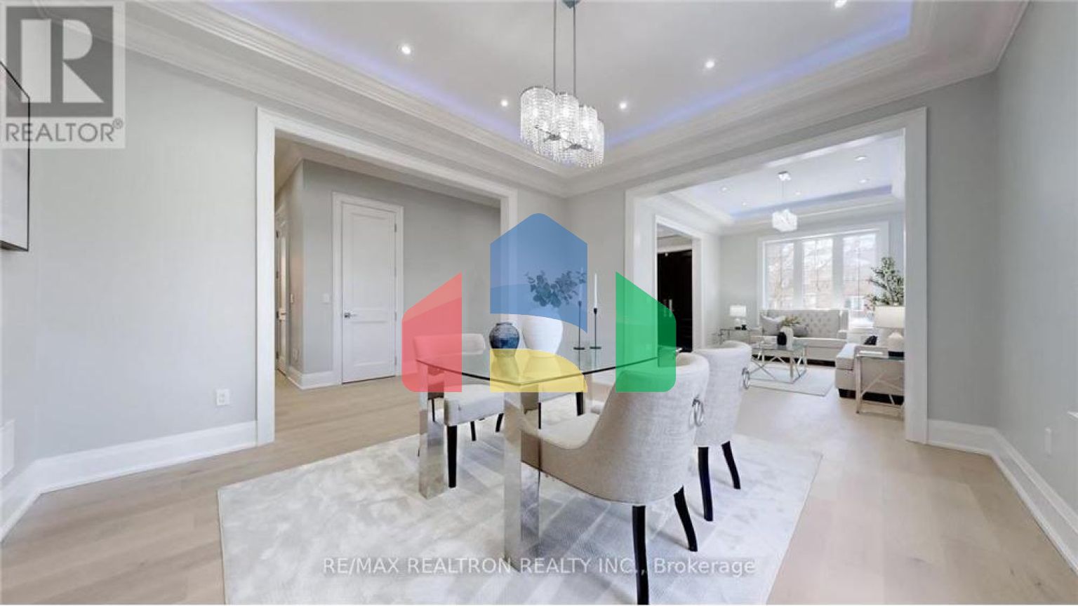 Residential - Single Family Home - Toronto, Canada - Canada