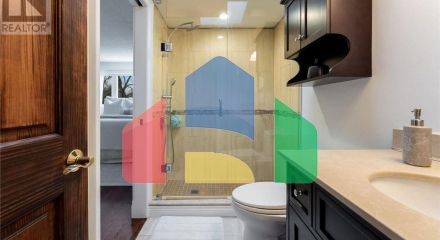 Residential - Single Family Home - Toronto, Canada - Canada