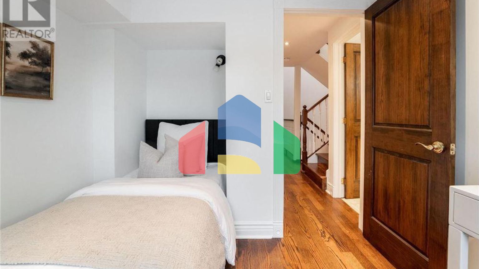 Residential - Single Family Home - Toronto, Canada - Canada