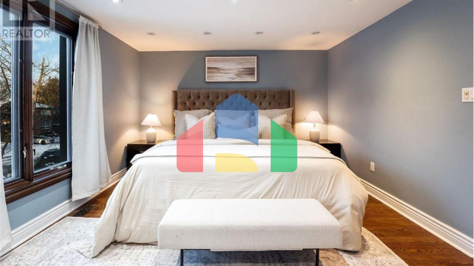 Residential - Single Family Home - Toronto, Canada - Canada