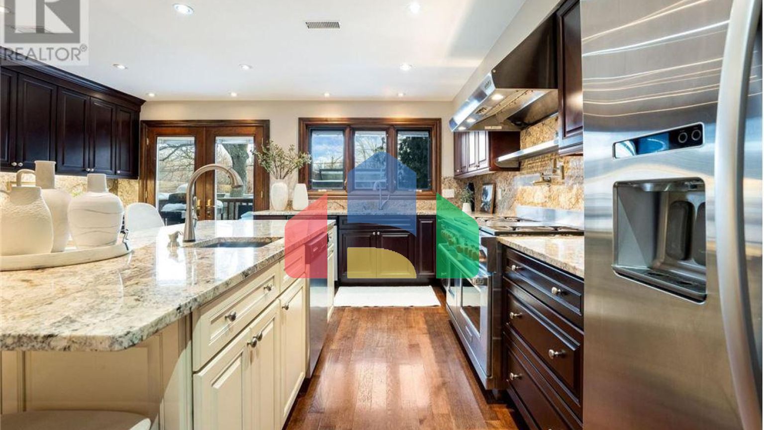 Residential - Single Family Home - Toronto, Canada - Canada