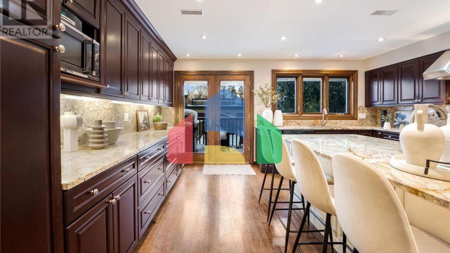 Residential - Single Family Home - Toronto, Canada - Canada