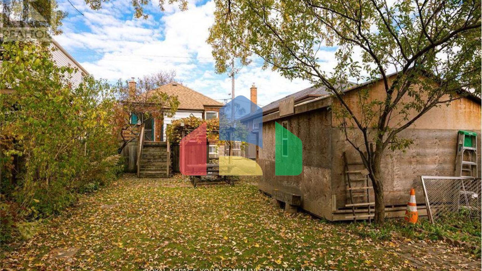 Residential - Single Family Home - Toronto, Canada - Canada