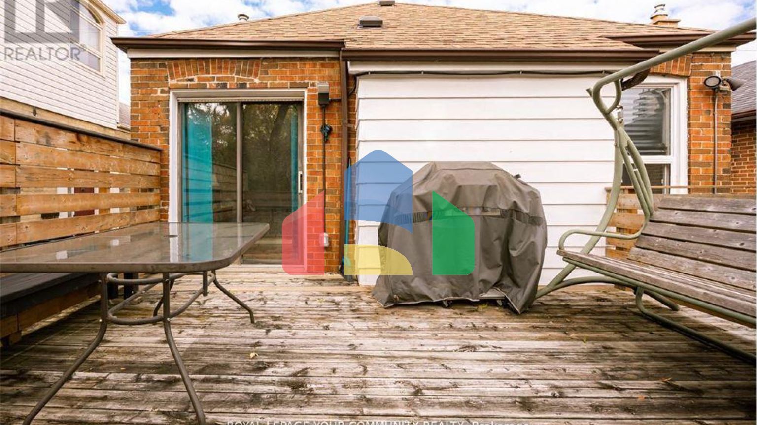 Residential - Single Family Home - Toronto, Canada - Canada