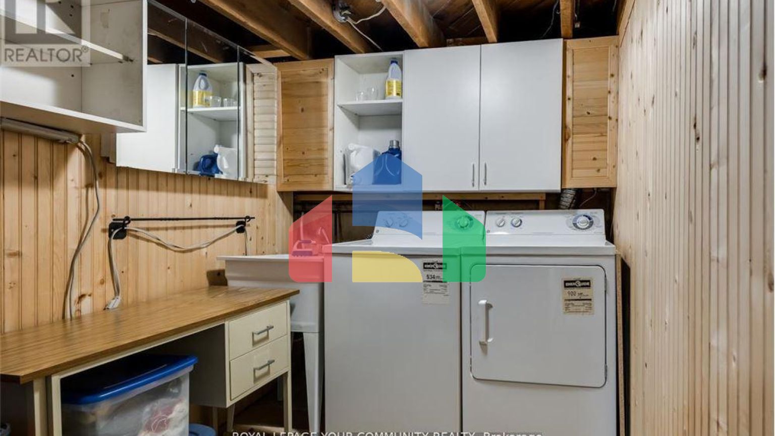 Residential - Single Family Home - Toronto, Canada - Canada