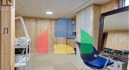 Residential - Single Family Home - Toronto, Canada - Canada