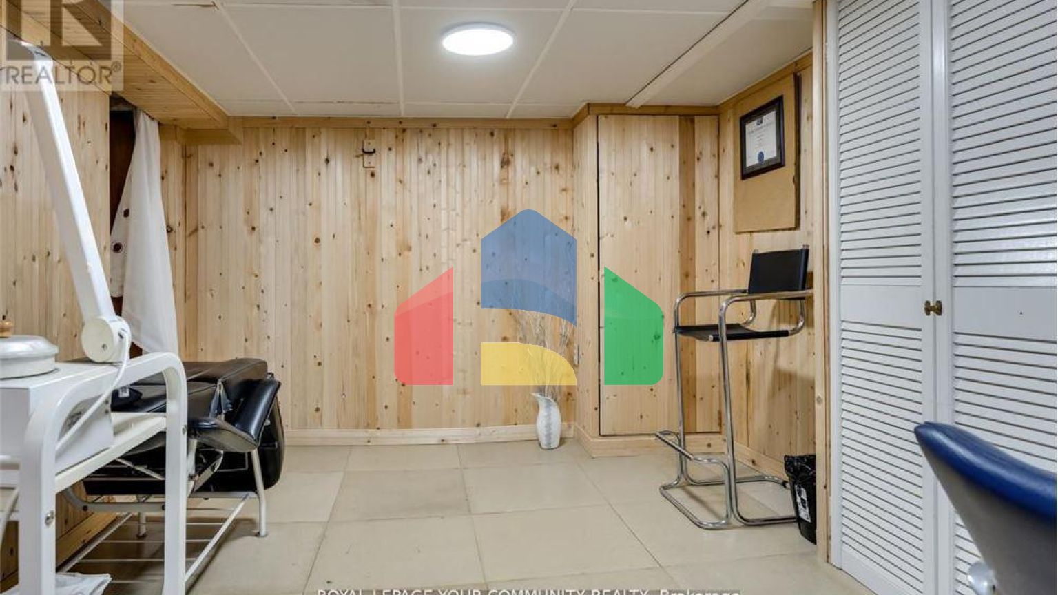 Residential - Single Family Home - Toronto, Canada - Canada