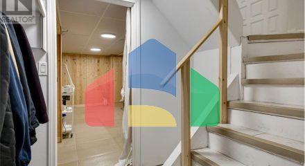 Residential - Single Family Home - Toronto, Canada - Canada