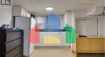 Residential - Single Family Home - Toronto, Canada - Canada