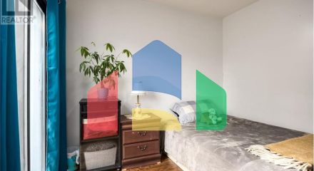 Residential - Single Family Home - Toronto, Canada - Canada