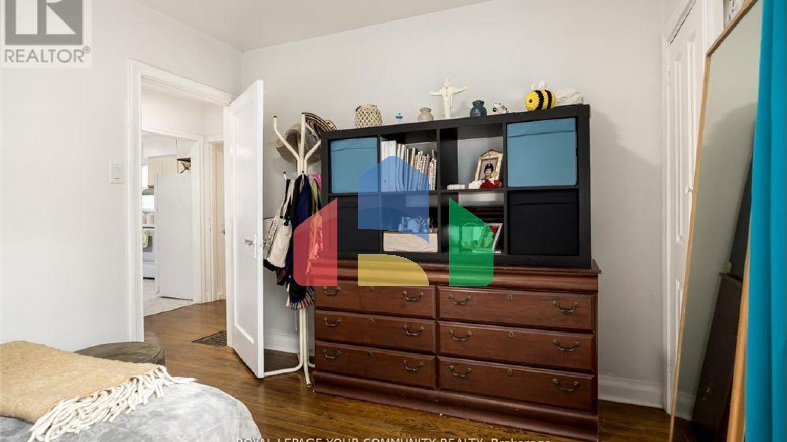 Residential - Single Family Home - Toronto, Canada - Canada