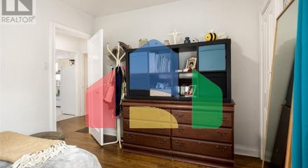 Residential - Single Family Home - Toronto, Canada - Canada