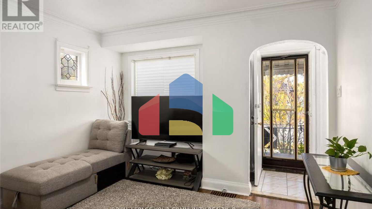 Residential - Single Family Home - Toronto, Canada - Canada