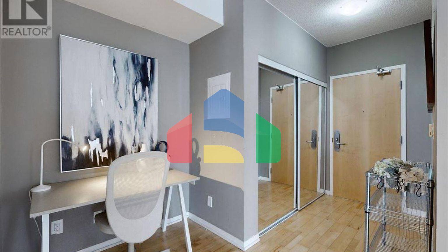 Residential - Condo/Apartment - Toronto, Canada - Canada