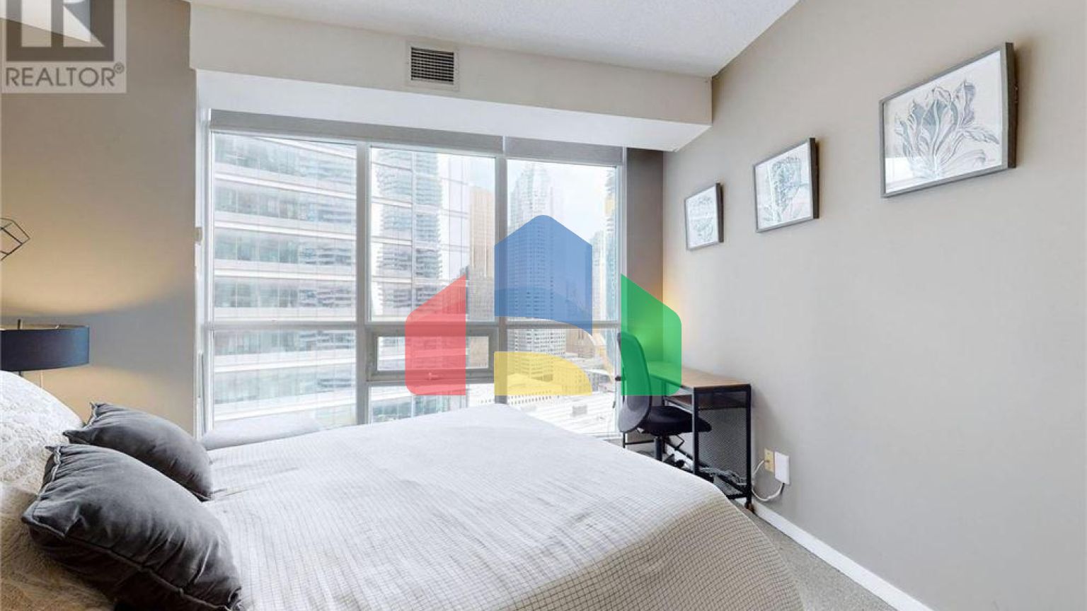 Residential - Condo/Apartment - Toronto, Canada - Canada