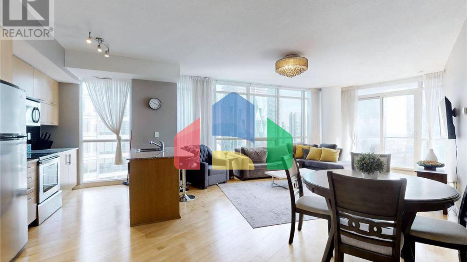 Residential - Condo/Apartment - Toronto, Canada - Canada