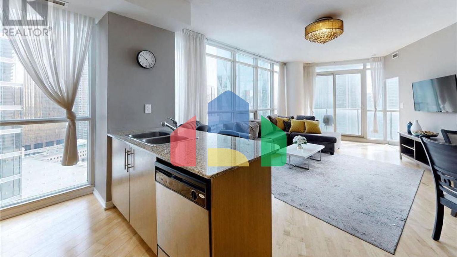 Residential - Condo/Apartment - Toronto, Canada - Canada