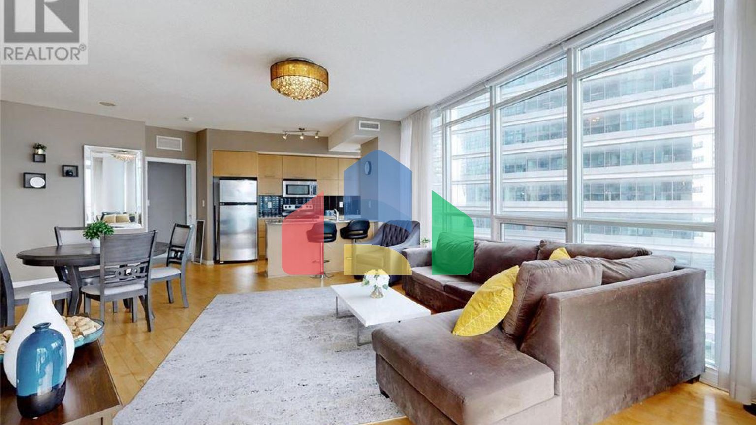 Residential - Condo/Apartment - Toronto, Canada - Canada