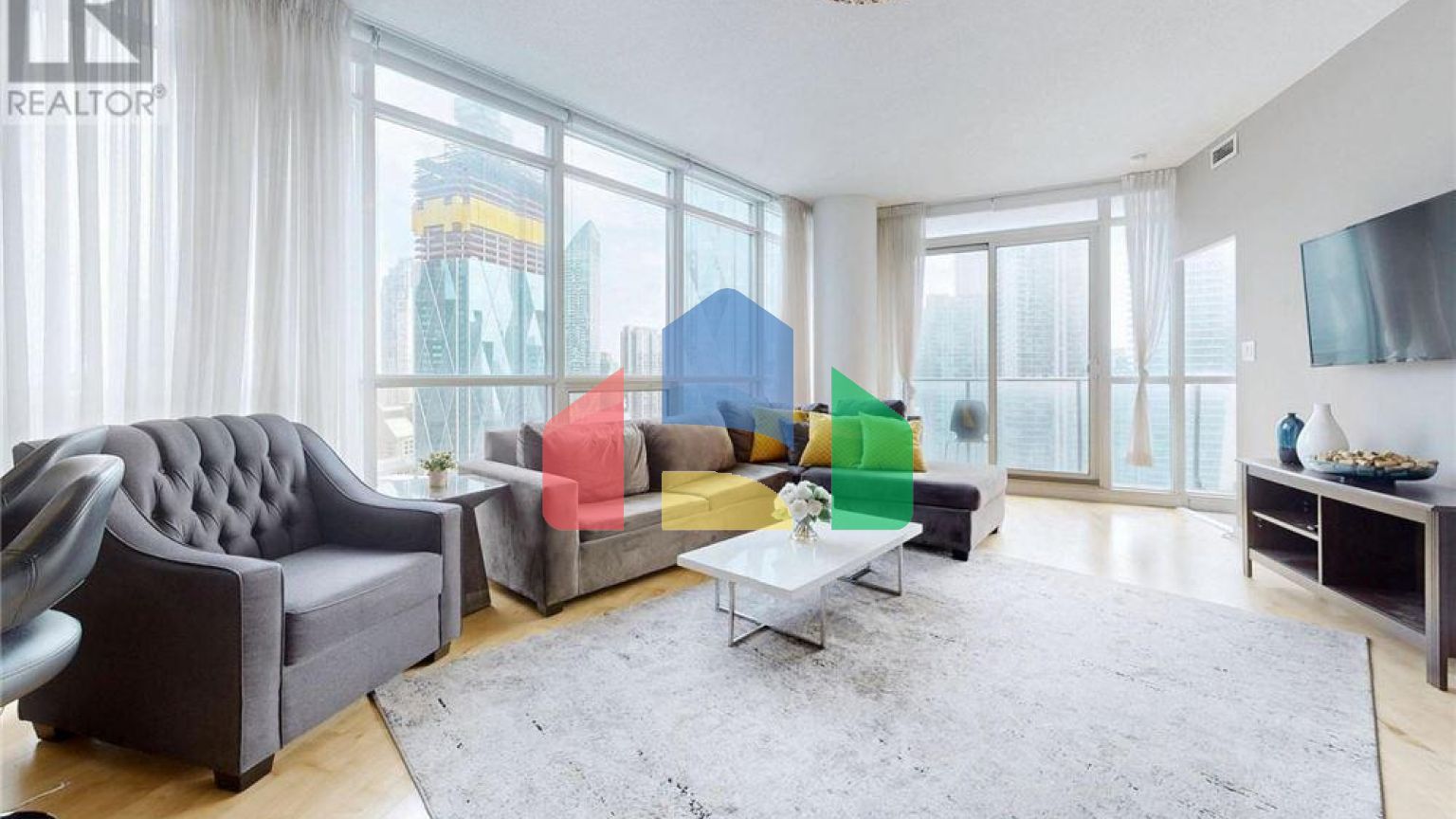 Residential - Condo/Apartment - Toronto, Canada - Canada