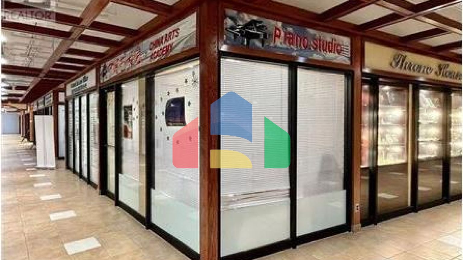 Commercial - Commercial/Retail - Toronto, Canada - Canada