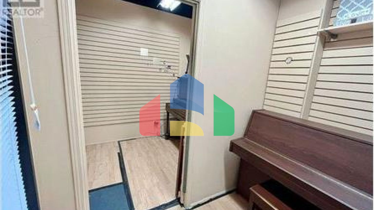 Commercial - Commercial/Retail - Toronto, Canada - Canada