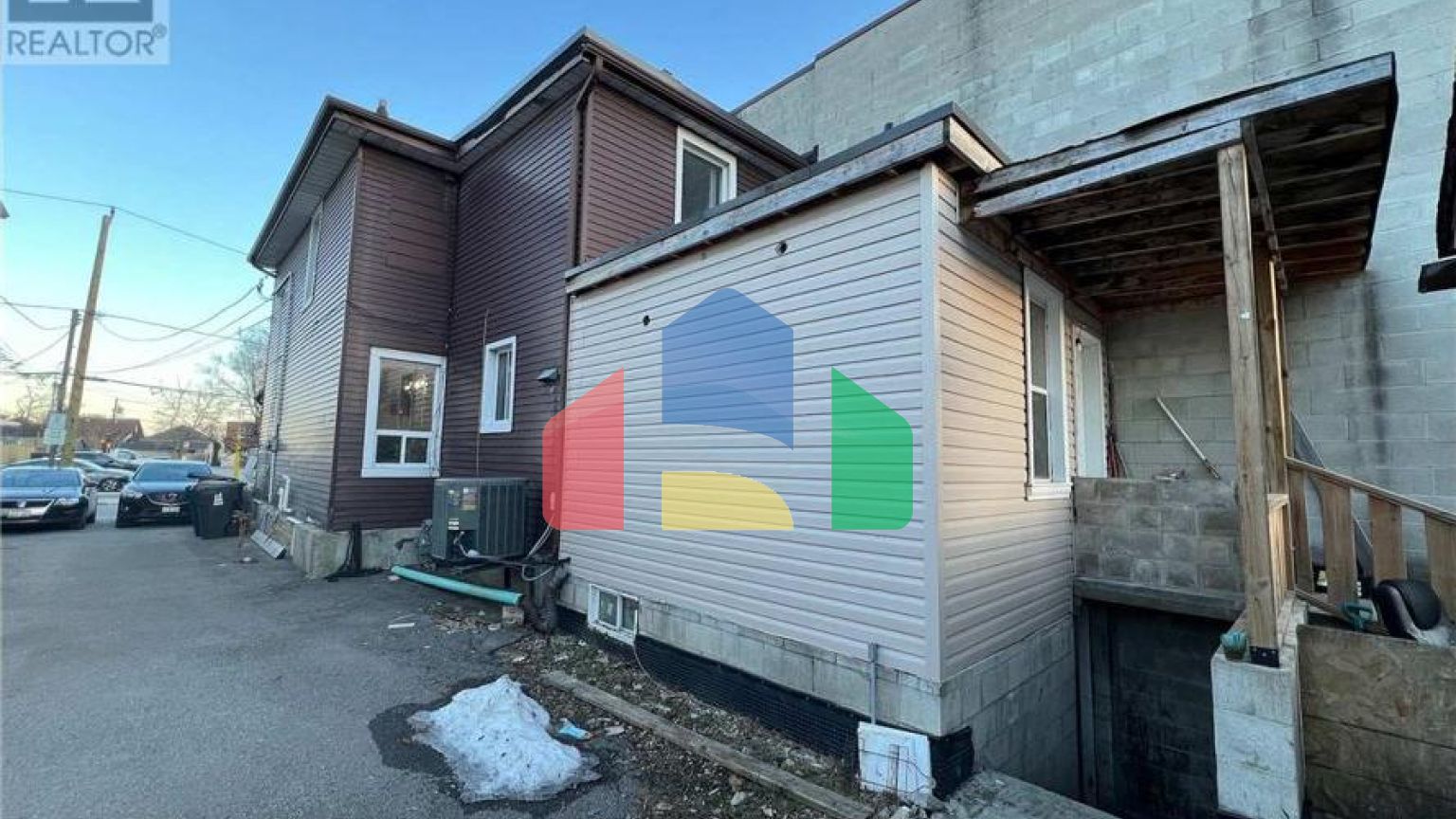 Residential - Single Family Home - Toronto, Canada - Canada