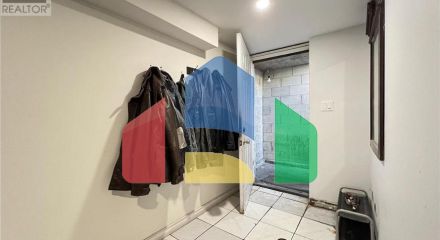 Residential - Single Family Home - Toronto, Canada - Canada