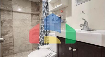 Residential - Single Family Home - Toronto, Canada - Canada