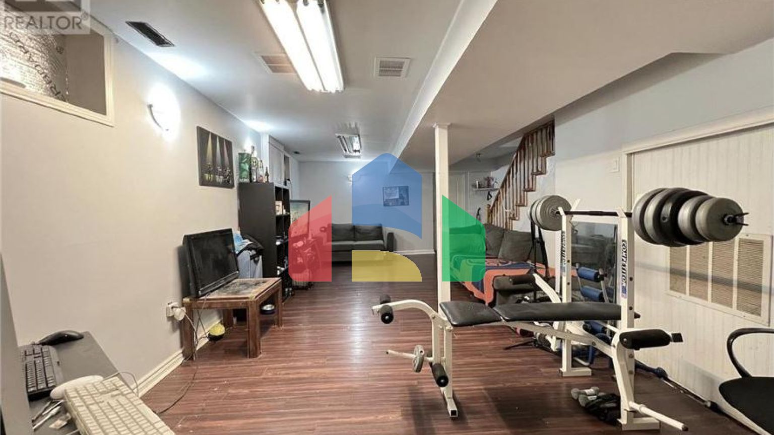 Residential - Single Family Home - Toronto, Canada - Canada