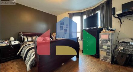 Residential - Single Family Home - Toronto, Canada - Canada