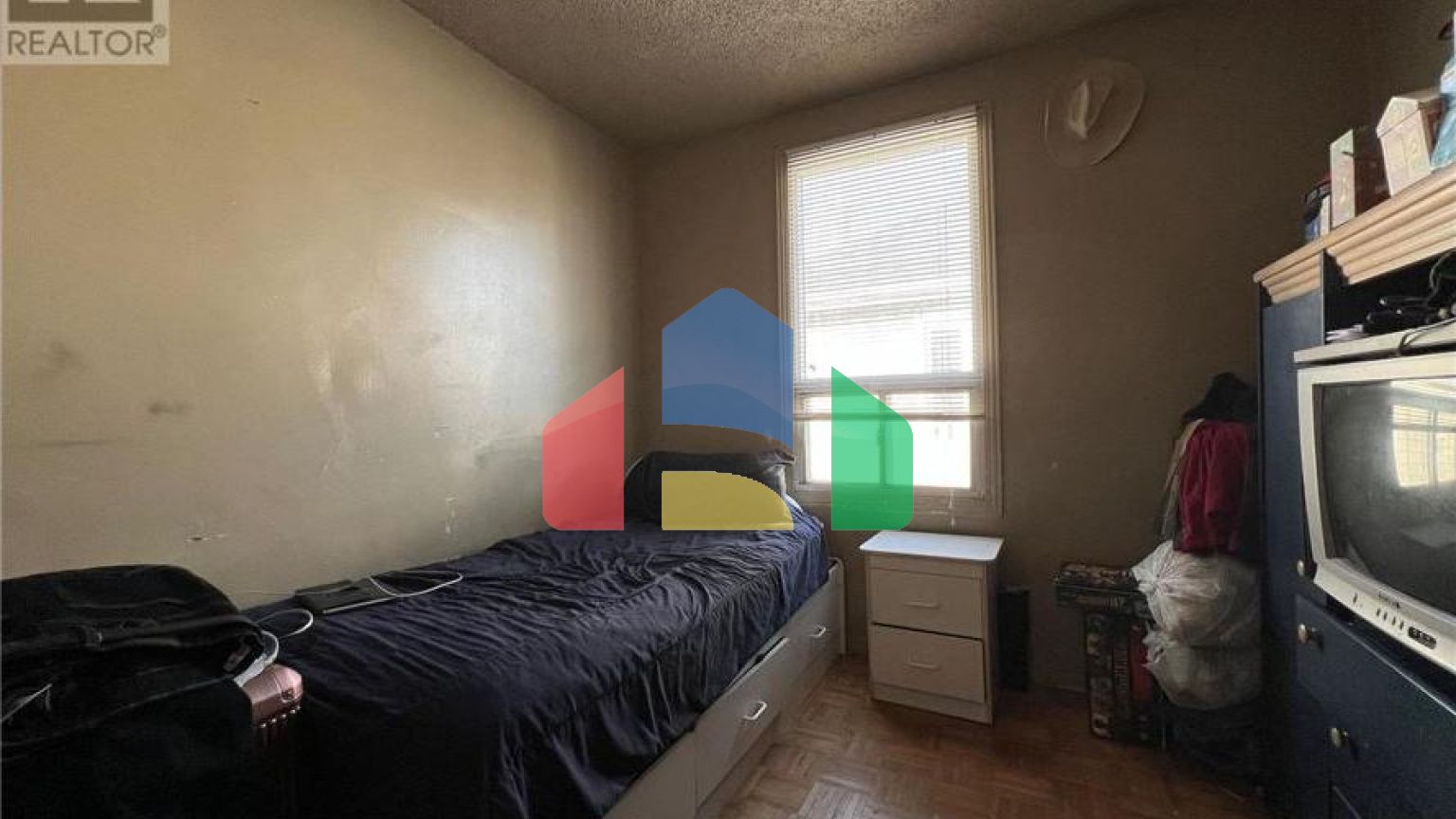 Residential - Single Family Home - Toronto, Canada - Canada