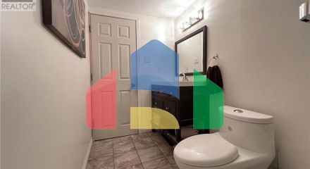 Residential - Single Family Home - Toronto, Canada - Canada