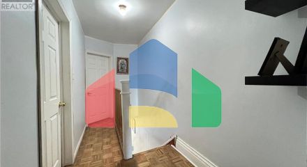 Residential - Single Family Home - Toronto, Canada - Canada